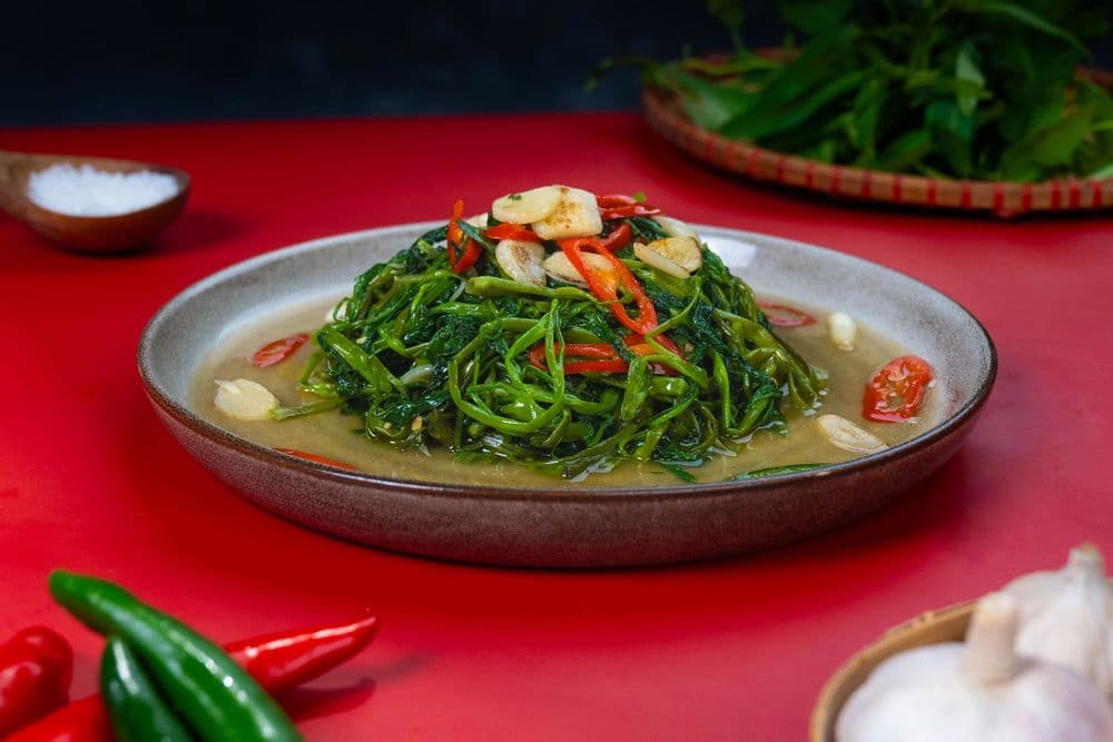 Rau muống xào chao