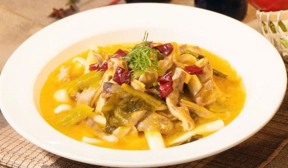 Bao tử heo xào dưa chua